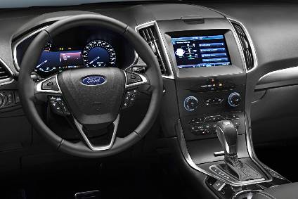 Interior Design And Technology Ford S Max Automotive
