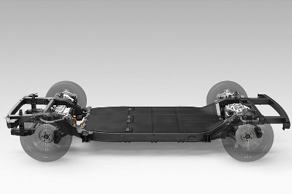 Canoo skateboard integrates as much of an EV as possible into the platform using a minimum of components